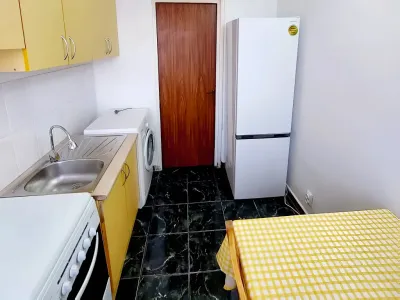 Apartament inchiriere Sector 6 Bucuresti bucatarie mica
